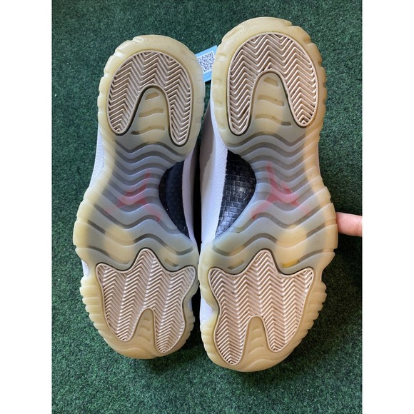 Size 12 - Jordan 11 Retro Platinum Tint 2018 main image 6